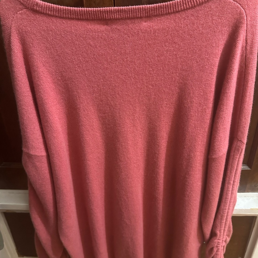 Neiman Marcus XL NWT cashmere sweater with fun sleeves. Beautiful sweater. NWT. - Picture 3 of 8